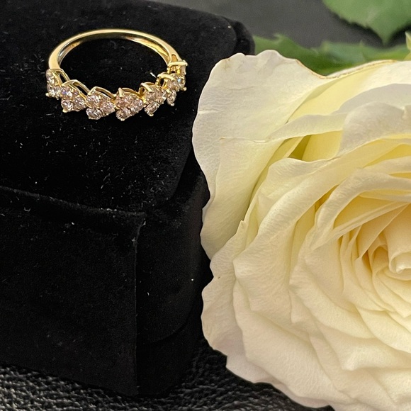 heart illusion 1/2 eternity ring marked 18K yellow gold 1.00 CTW Natural Diamond - Picture 6 of 12